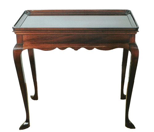 Queen Anne Tray Top Tea Table