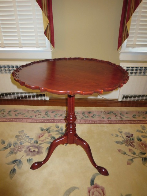 Queen Anne Tea Table